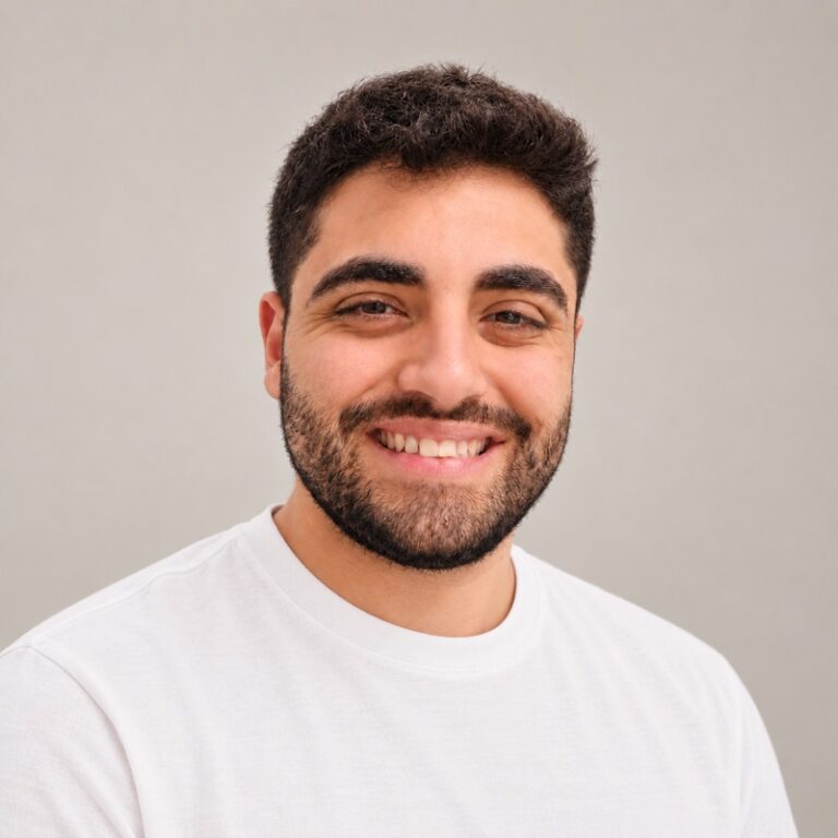 Yakir Papo, Graphic Designer